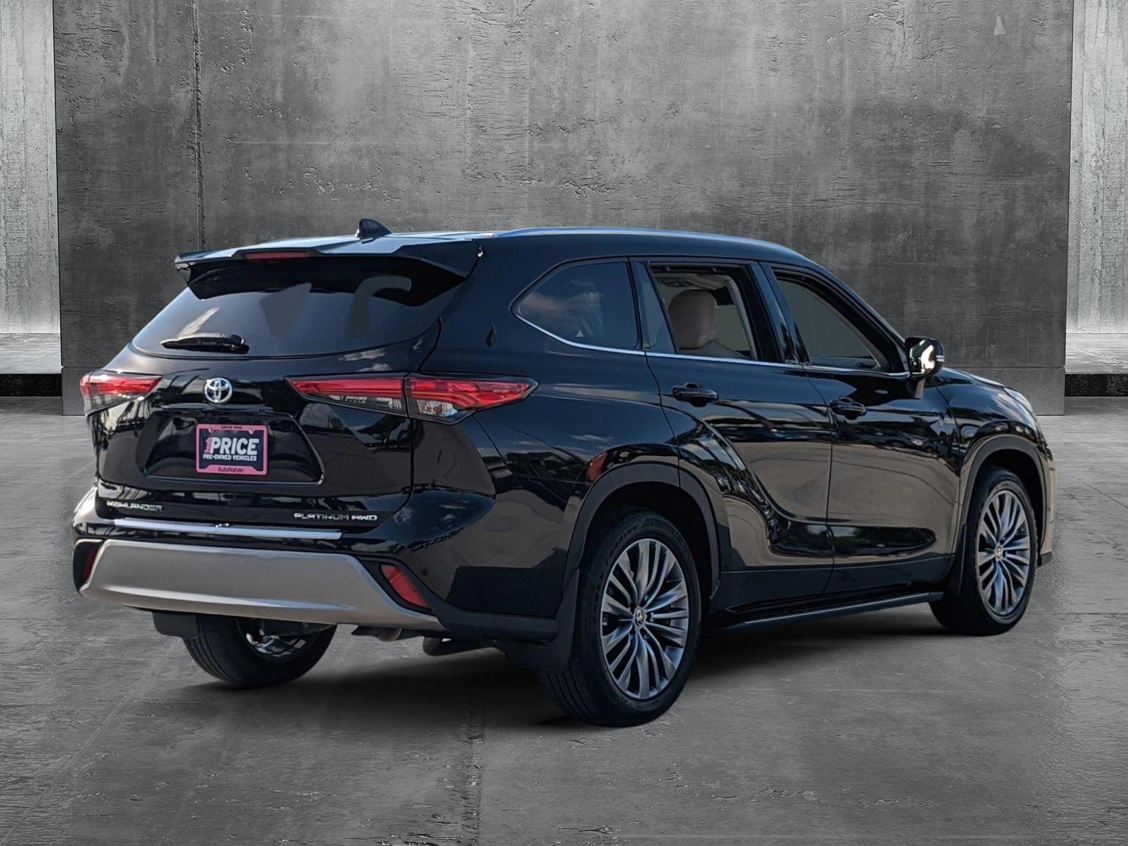 2022 Toyota Highlander Vehicle Photo in Davie, FL 33331
