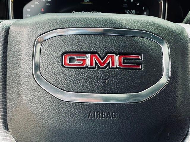 2023 GMC Sierra 1500 Vehicle Photo in MEDINA, OH 44256-9631