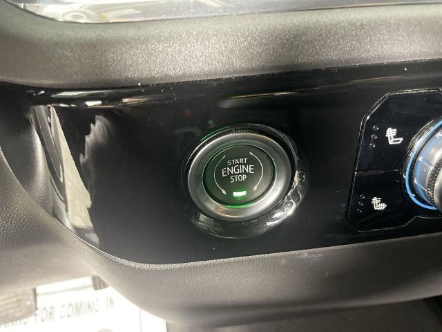 2024 GMC Sierra 1500 Vehicle Photo in GILBERT, AZ 85297-0402