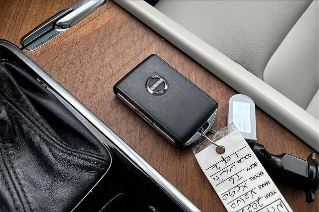 2022 Volvo XC90 Vehicle Photo in Houston, TX 77007