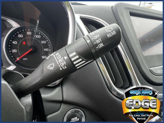 2022 Chevrolet Equinox Vehicle Photo in Roslyn, NY 11576