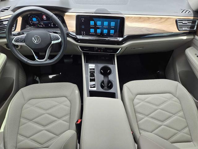 2025 Volkswagen Atlas Vehicle Photo in DENTON, TX 76210-9321