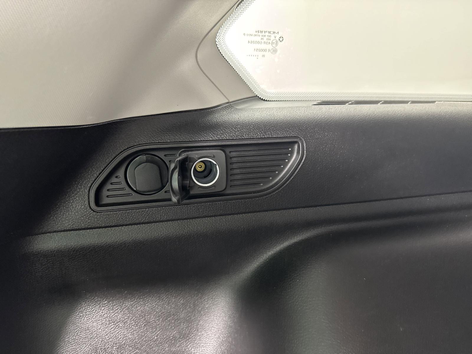 2024 Jeep Grand Cherokee Vehicle Photo in GEORGETOWN, TX 78626-7508
