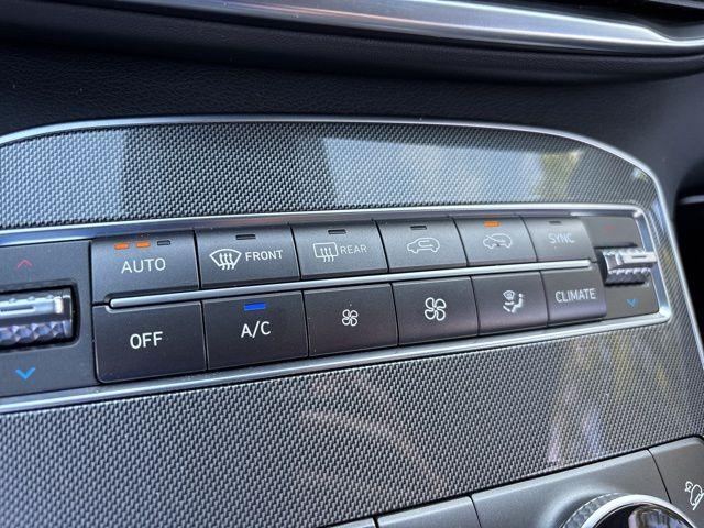 2022 Hyundai SANTA FE Vehicle Photo in Pleasant Hills, PA 15236