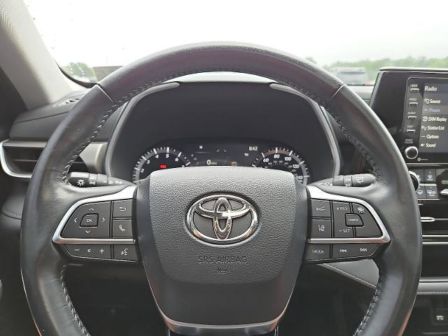 2021 Toyota Highlander Vehicle Photo in TREVOSE, PA 19053-4984