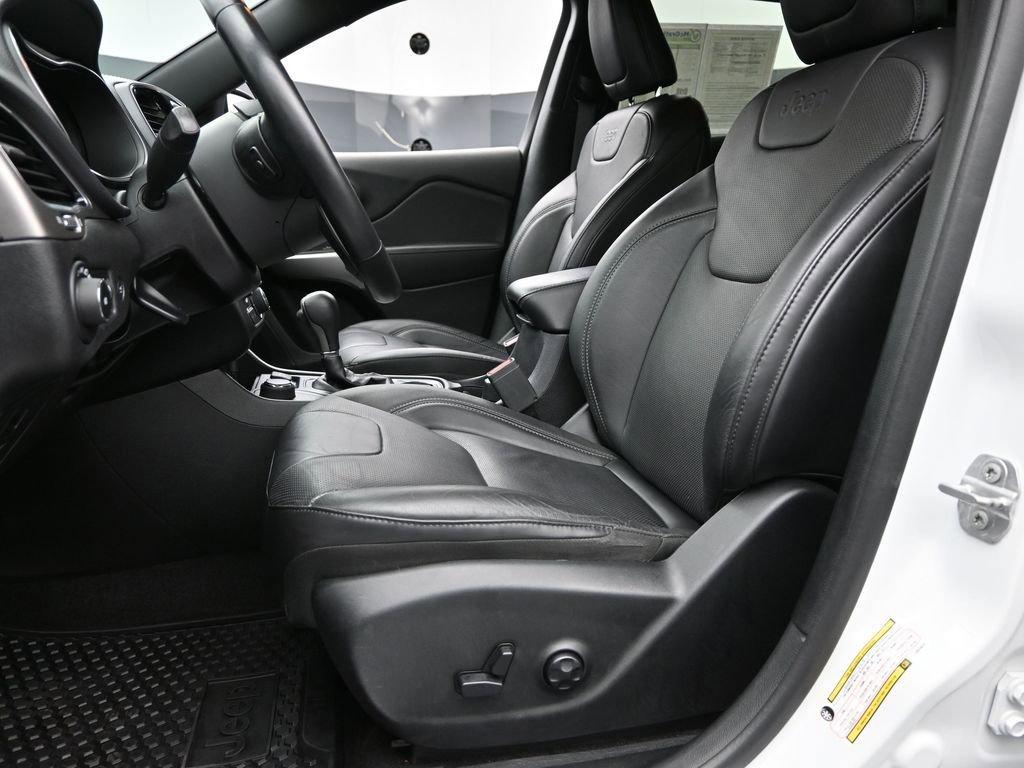 2020 Jeep Cherokee Vehicle Photo in Marion, IA 52302