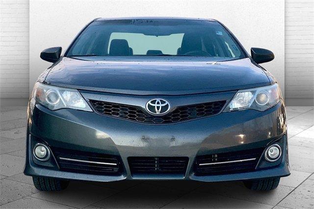 2014 Toyota Camry Vehicle Photo in KANSAS CITY, MO 64114-4502