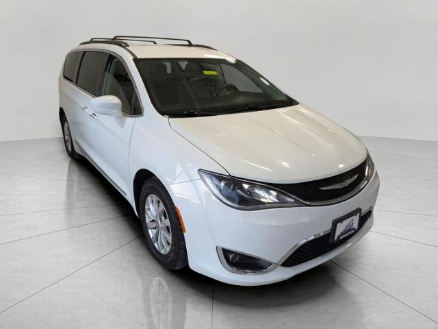 2017 Chrysler Pacifica Vehicle Photo in Oshkosh, WI 54901