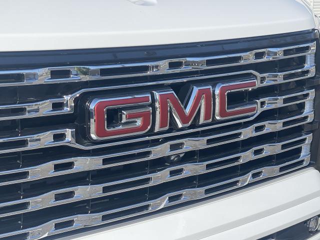 2023 GMC Canyon Vehicle Photo in TURLOCK, CA 95380-4918