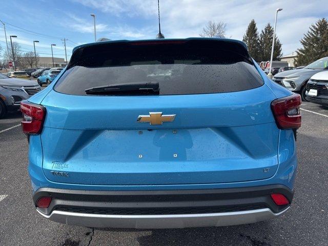 2025 Chevrolet Trax Vehicle Photo in SAUK CITY, WI 53583-1301