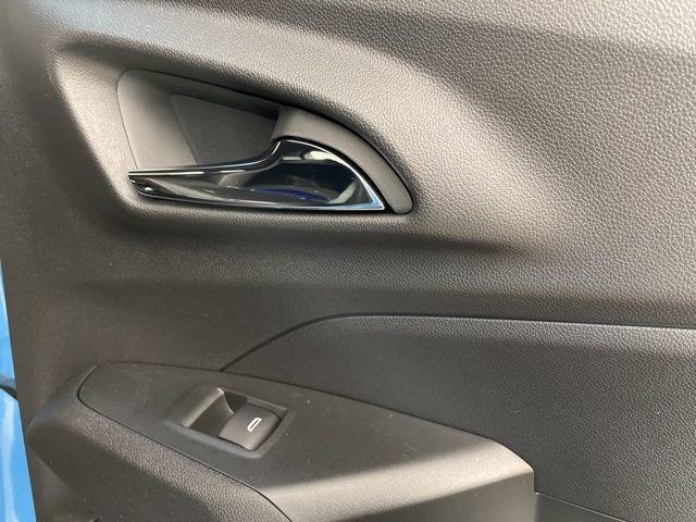 2025 Chevrolet Trax Vehicle Photo in PHOENIX, AZ 85014-3381