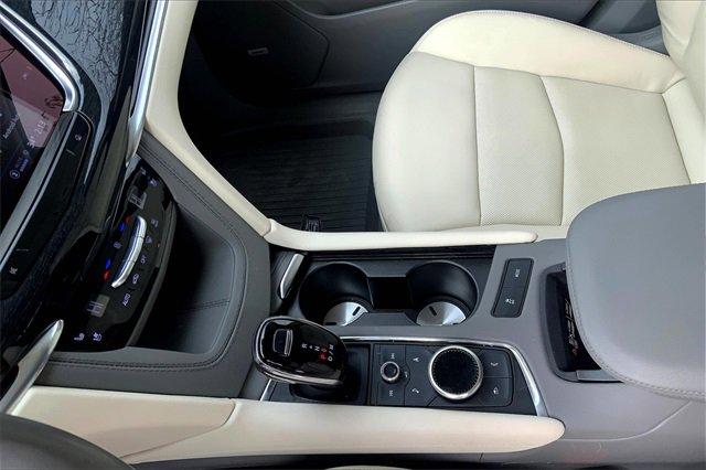 2023 Cadillac XT6 Vehicle Photo in KANSAS CITY, MO 64114-4545