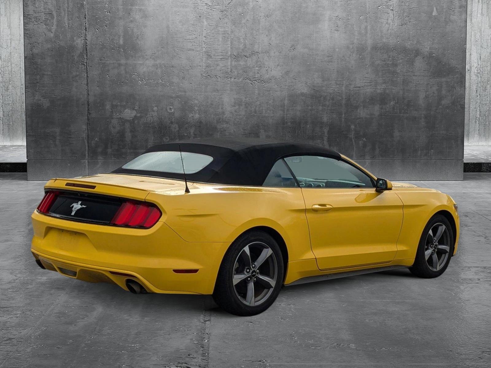 2015 Ford Mustang Vehicle Photo in St. Petersburg, FL 33713