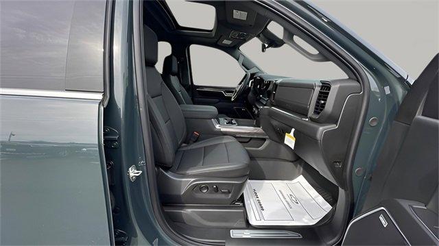 2025 Chevrolet Silverado 2500 HD Vehicle Photo in THOMPSONTOWN, PA 17094-9014