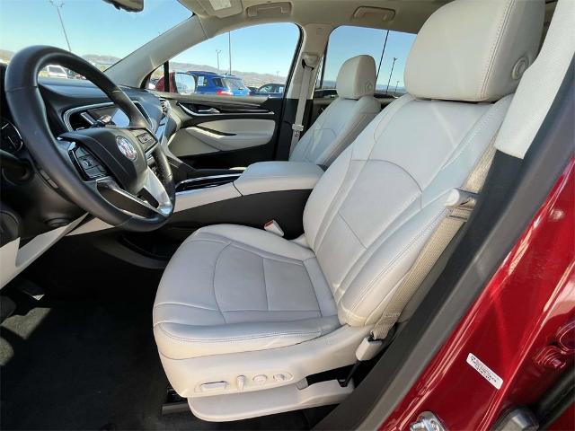 2024 Buick Enclave Vehicle Photo in ALCOA, TN 37701-3235