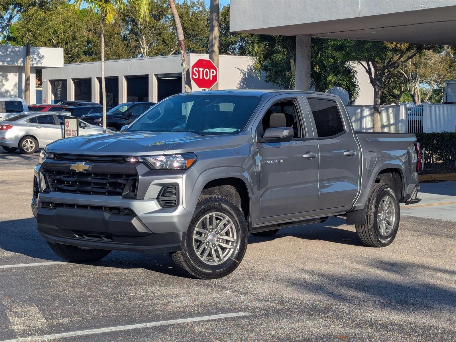 2025 Chevrolet Colorado Vehicle Photo in GREENACRES, FL 33463-3207