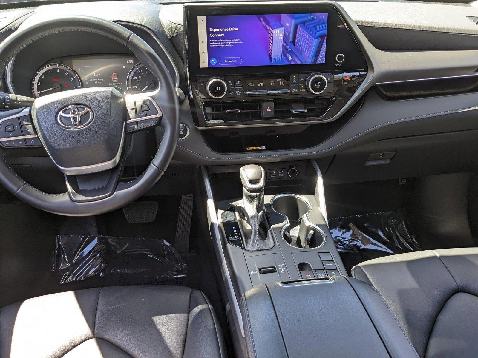 2023 Toyota Highlander Vehicle Photo in Jacksonville, FL 32256