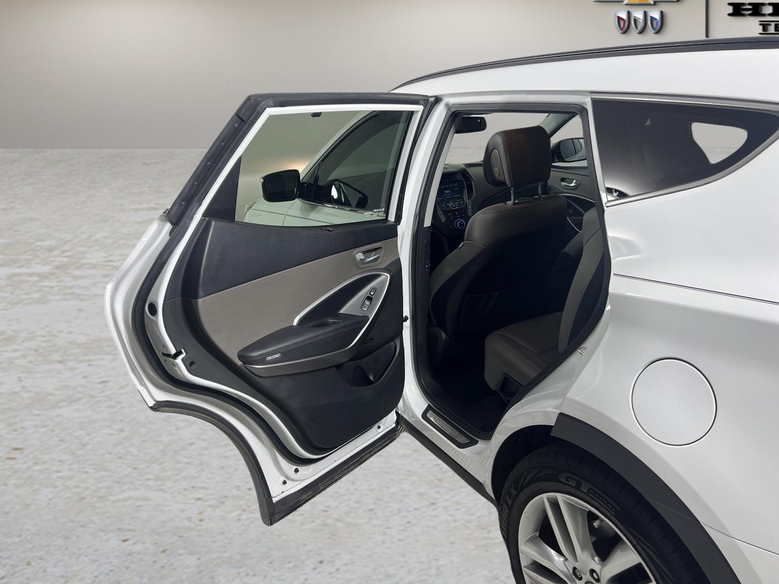 2015 Hyundai Santa Fe Sport Vehicle Photo in GEORGETOWN, TX 78626-7508