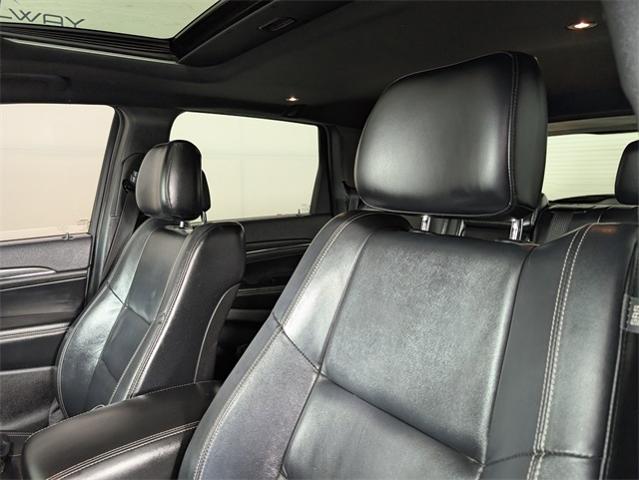 2017 Jeep Grand Cherokee Vehicle Photo in ENGLEWOOD, CO 80113-6708