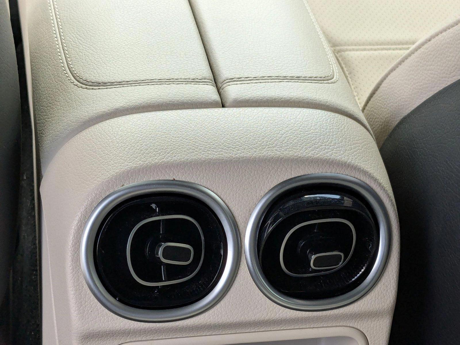 2023 Mercedes-Benz C-Class Vehicle Photo in Pembroke Pines , FL 33027