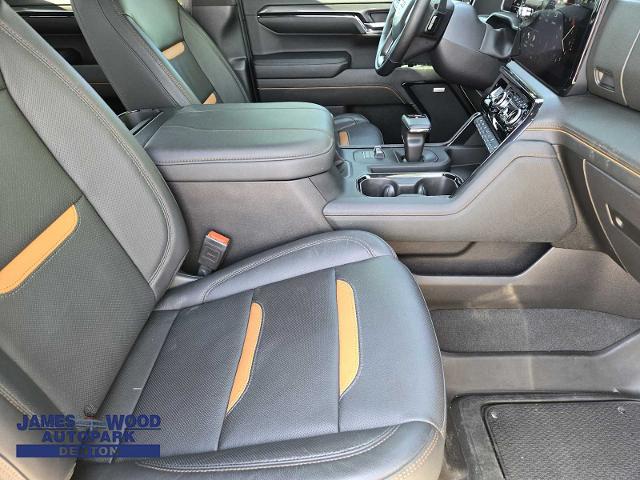 2024 GMC Sierra 1500 Vehicle Photo in DENTON, TX 76210-9321
