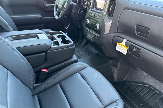 2025 GMC Sierra 1500 Vehicle Photo in ELK GROVE, CA 95757-8703