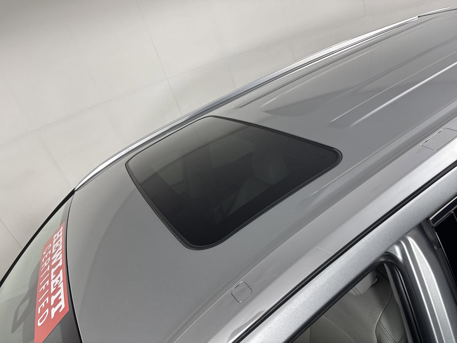 2019 Toyota Highlander Vehicle Photo in GEORGETOWN, TX 78626-7508