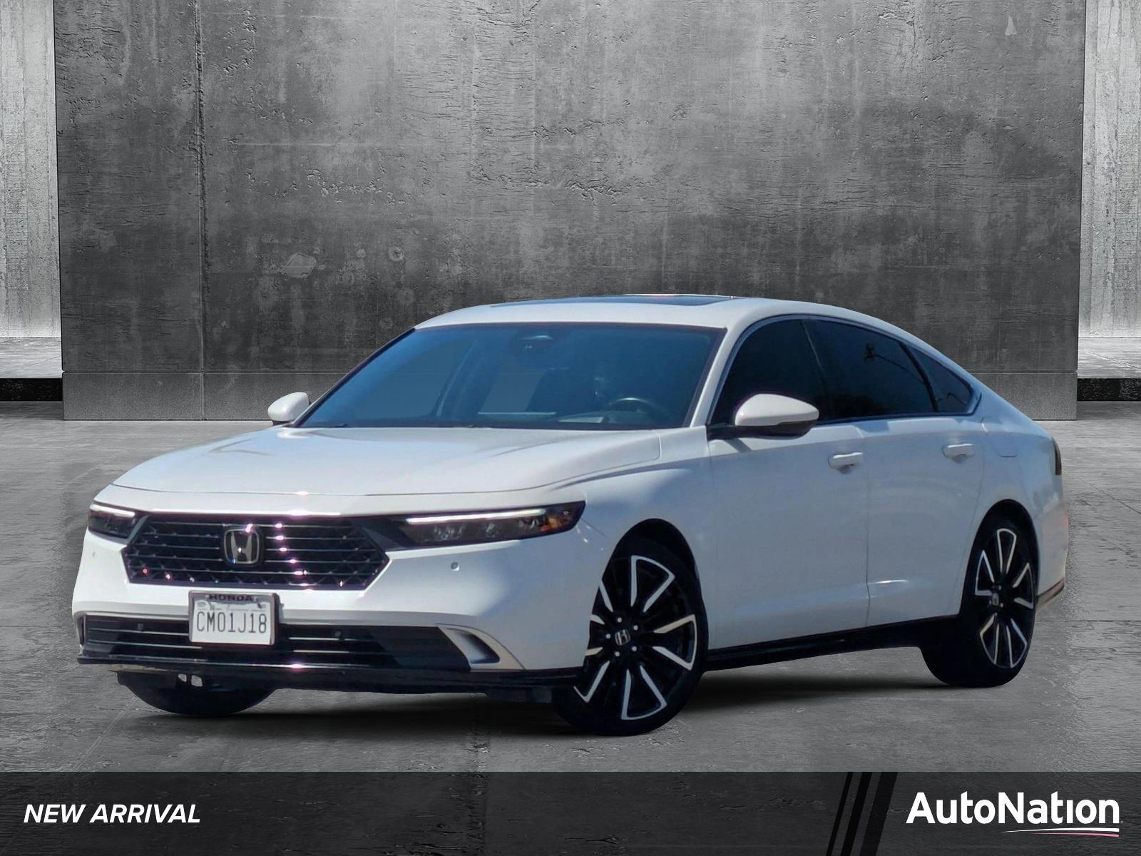 2023 Honda Accord Hybrid Vehicle Photo in Valencia, CA 91355-1794