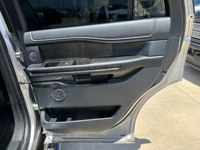 2021 Ford Expedition Vehicle Photo in Grapevine, TX 76051