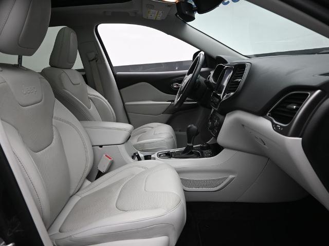 2019 Jeep Cherokee Vehicle Photo in Cedar Rapids, IA 52402