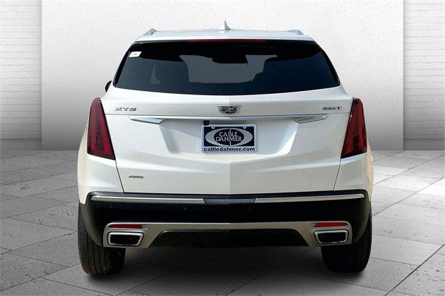 2022 Cadillac XT5 Vehicle Photo in TOPEKA, KS 66609-0000