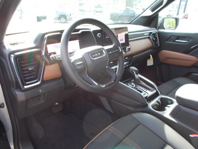 2025 GMC Canyon Vehicle Photo in LOWELL, MA 01852-4336