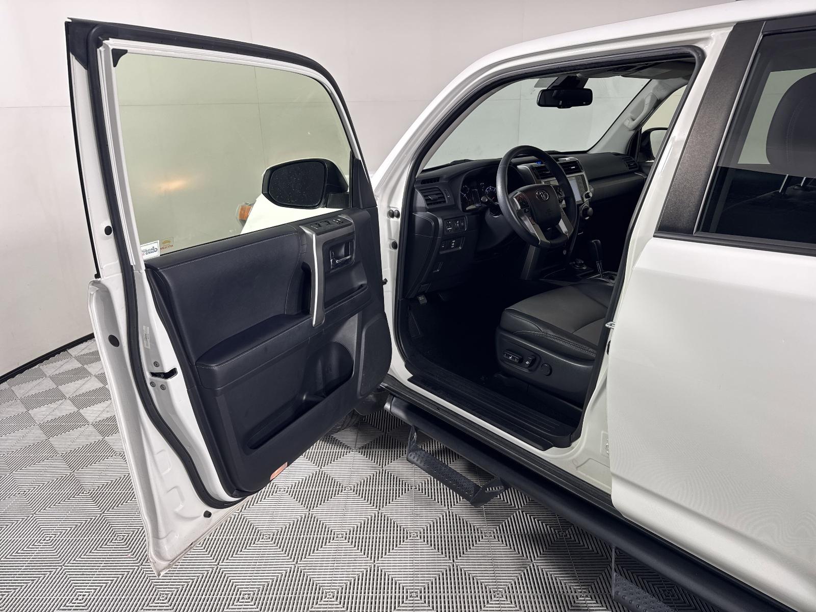 2021 Toyota 4Runner Vehicle Photo in GEORGETOWN, TX 78626-7508