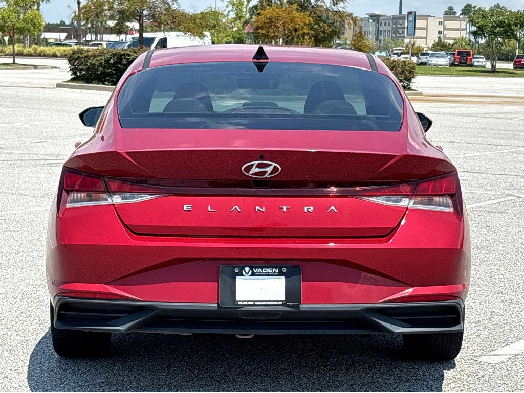 2023 Hyundai ELANTRA Vehicle Photo in POOLER, GA 31322-3252