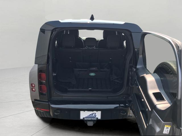 2024 Land Rover Defender Vehicle Photo in GREEN BAY, WI 54303-3330