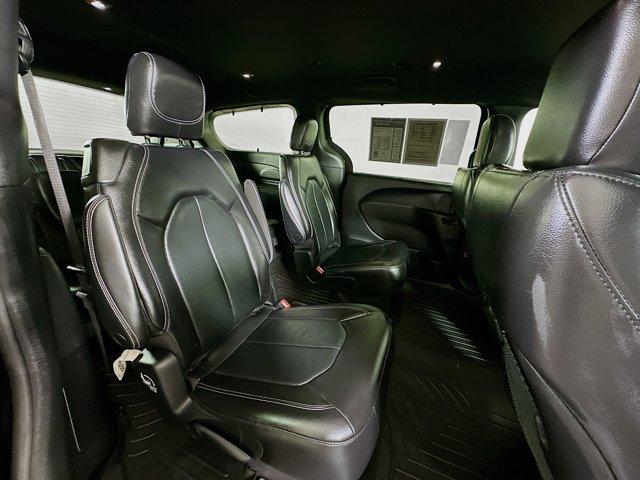 2022 Chrysler Pacifica Vehicle Photo in Doylsetown, PA 18901