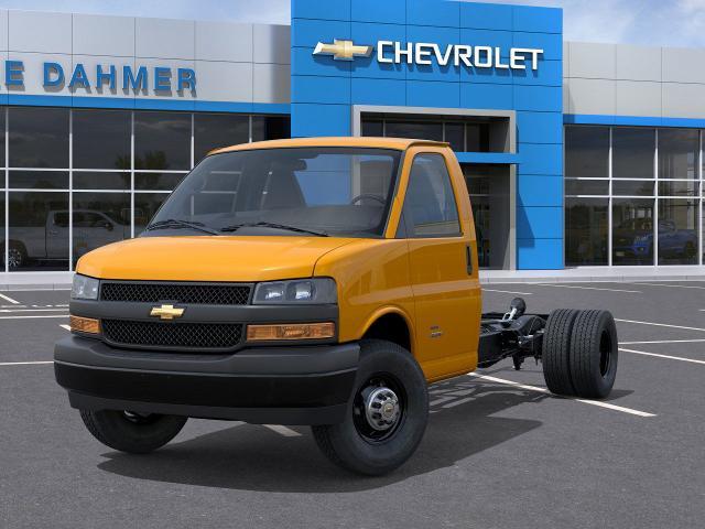 2025 Chevrolet Express Commercial Cutaway Vehicle Photo in TOPEKA, KS 66609-0000