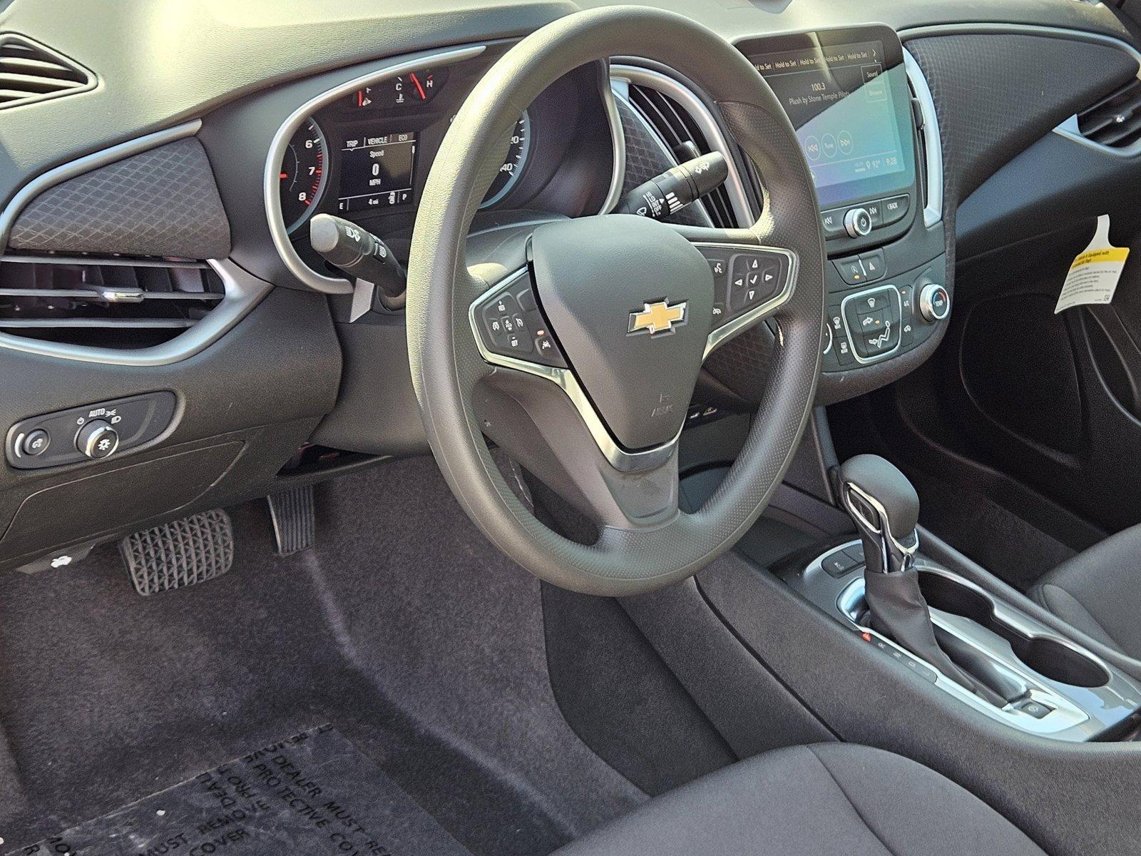 2025 Chevrolet Malibu Vehicle Photo in NORTH RICHLAND HILLS, TX 76180-7199