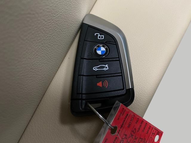 2022 BMW X4 xDrive30i Vehicle Photo in Appleton, WI 54913