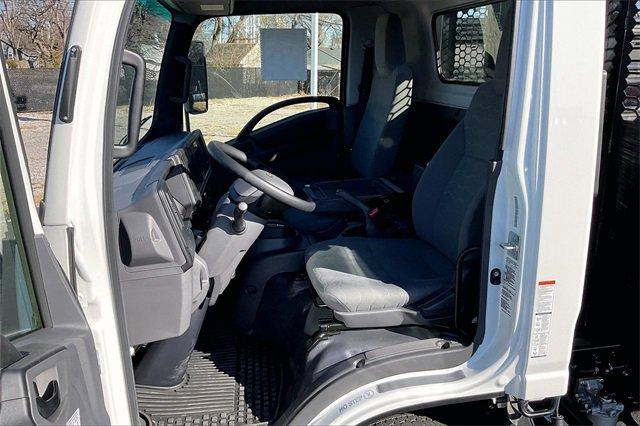 2025 Chevrolet Low Cab Forward 4500 HD Vehicle Photo in INDEPENDENCE, MO 64055-1314