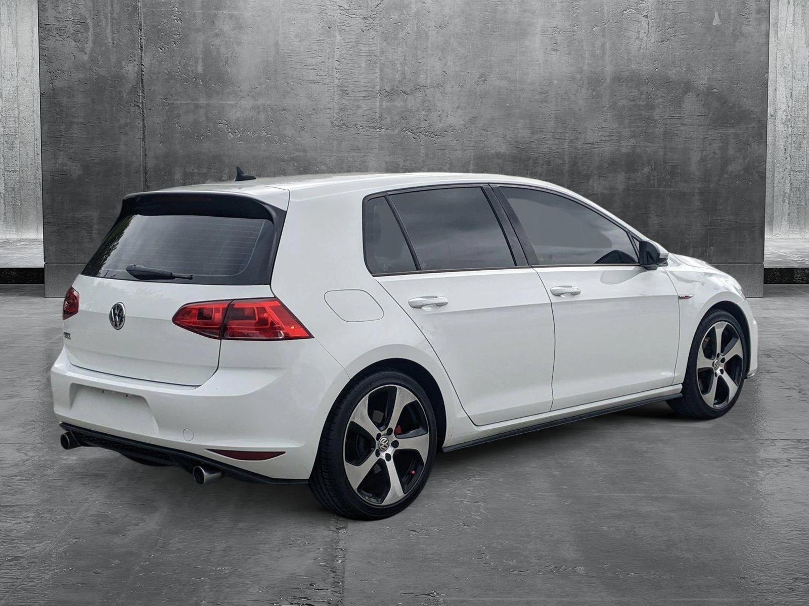 2017 Volkswagen Golf GTI Vehicle Photo in PEMBROKE PINES, FL 33024-6534