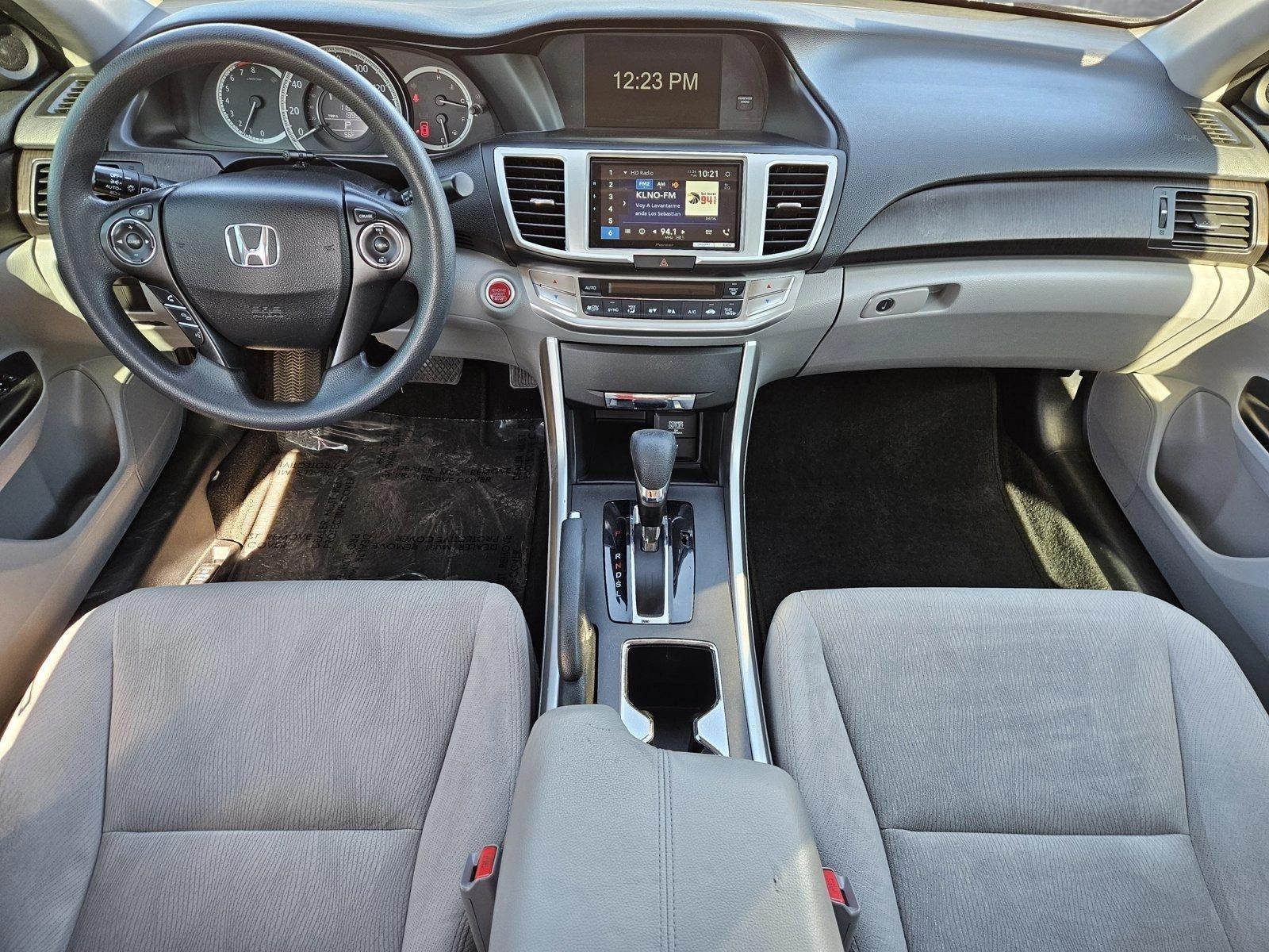 2015 Honda Accord Sedan Vehicle Photo in NORTH RICHLAND HILLS, TX 76180-7199