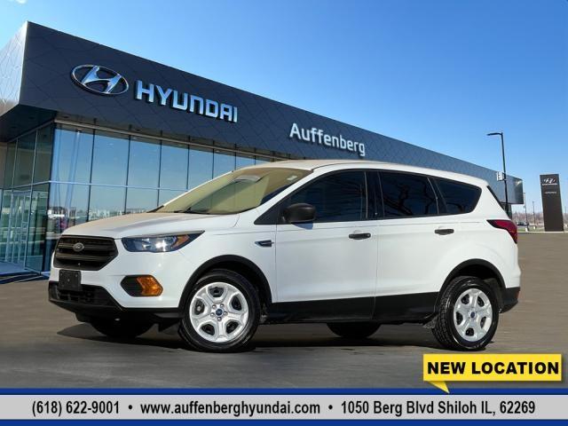 Select 2019 Ford Escape