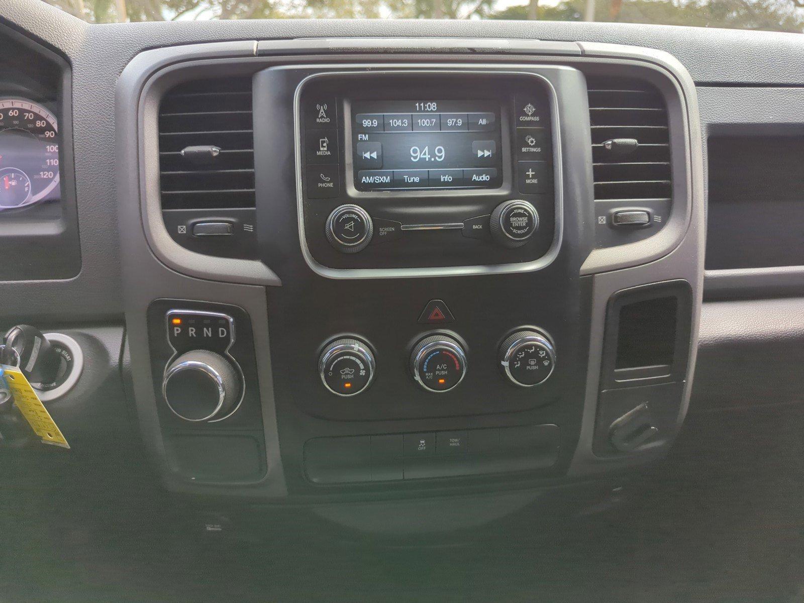 2015 Ram 1500 Vehicle Photo in Pembroke Pines, FL 33027