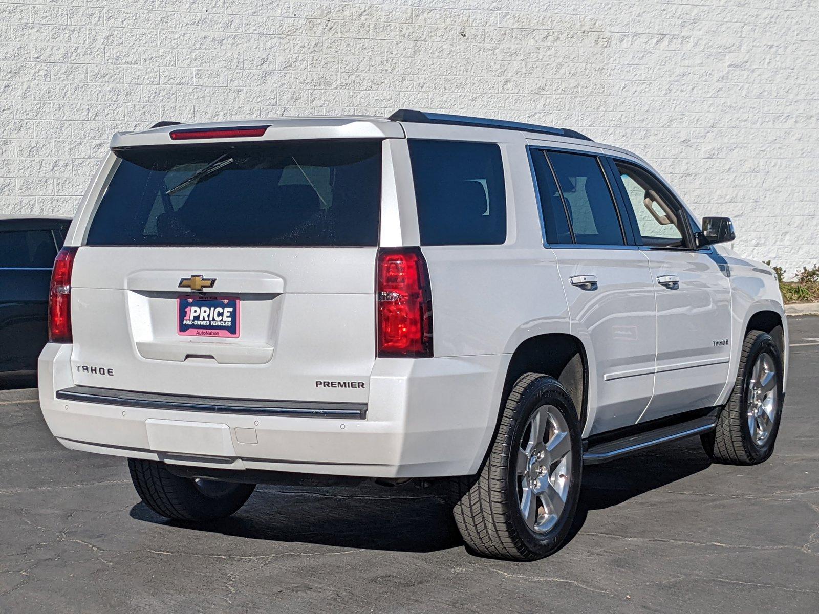 2020 Chevrolet Tahoe Vehicle Photo in VALENCIA, CA 91355-1705