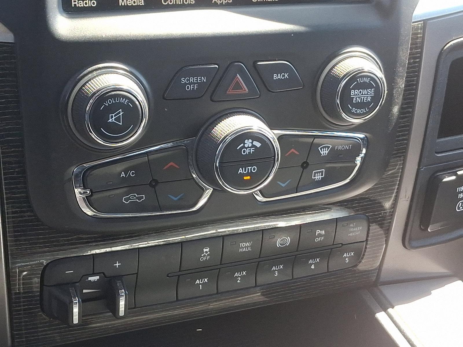 2015 Ram 3500 Vehicle Photo in Trevose, PA 19053