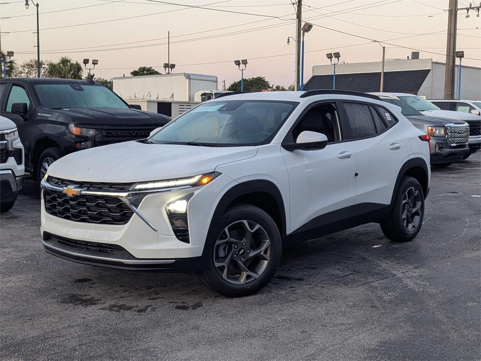 2025 Chevrolet Trax Vehicle Photo in MIAMI, FL 33134-2699