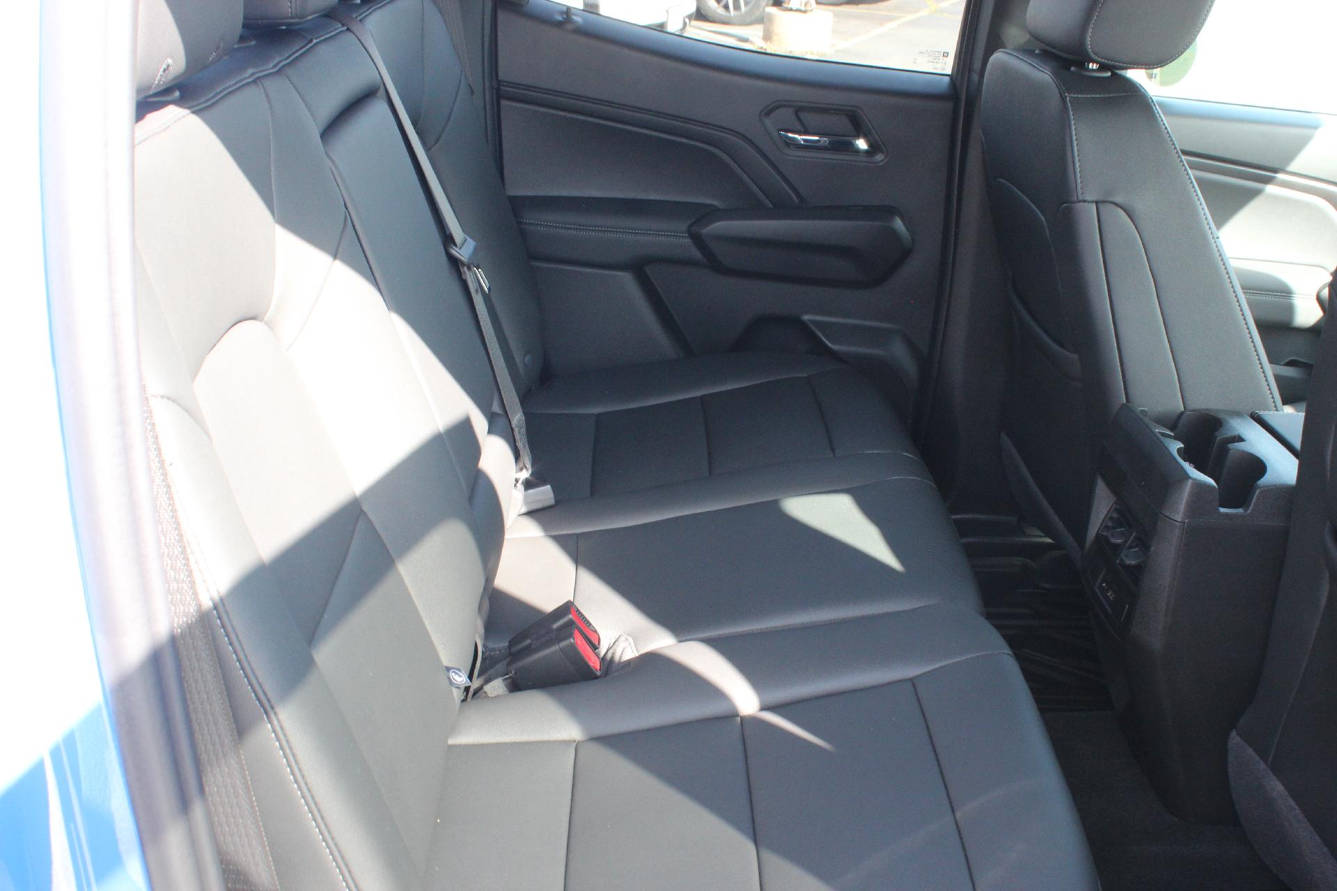 2025 GMC Canyon Vehicle Photo in AURORA, CO 80012-4011