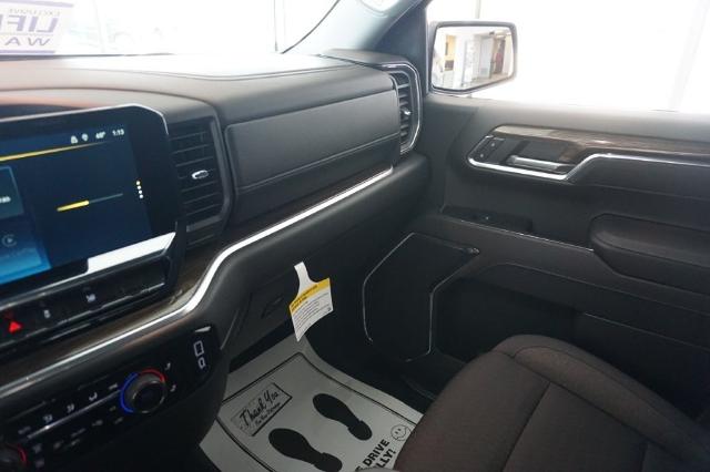 2025 Chevrolet Silverado 1500 Vehicle Photo in FAIRMONT, WV 26554-2318