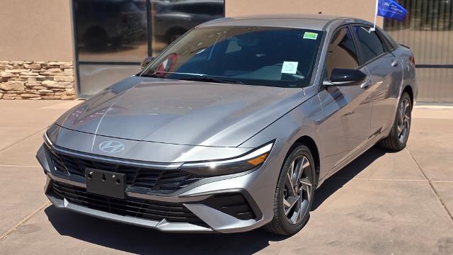 Used 2025 Hyundai Elantra SEL with VIN KMHLM4DG6SU887823 for sale in Sierra Vista, AZ